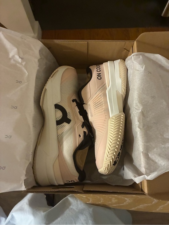 On Running Shoes - THE ROGER Pro Fire Clay Women’s Tennis Shoes (Brand New)